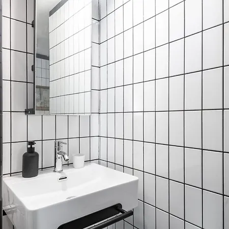 Appartamento Easylife - Oasi Di Stile E Comfort A Porta Venezia *